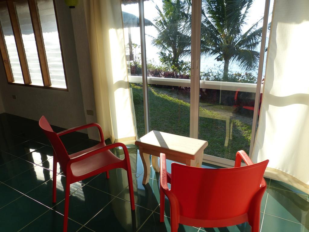 Blue Seastar Cottages Agpudlos Oda fotoğraf